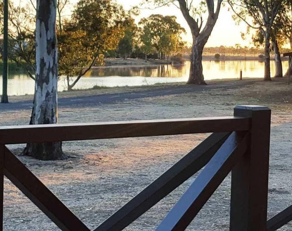 Horsham Riverside Caravan Park Екстериор снимка