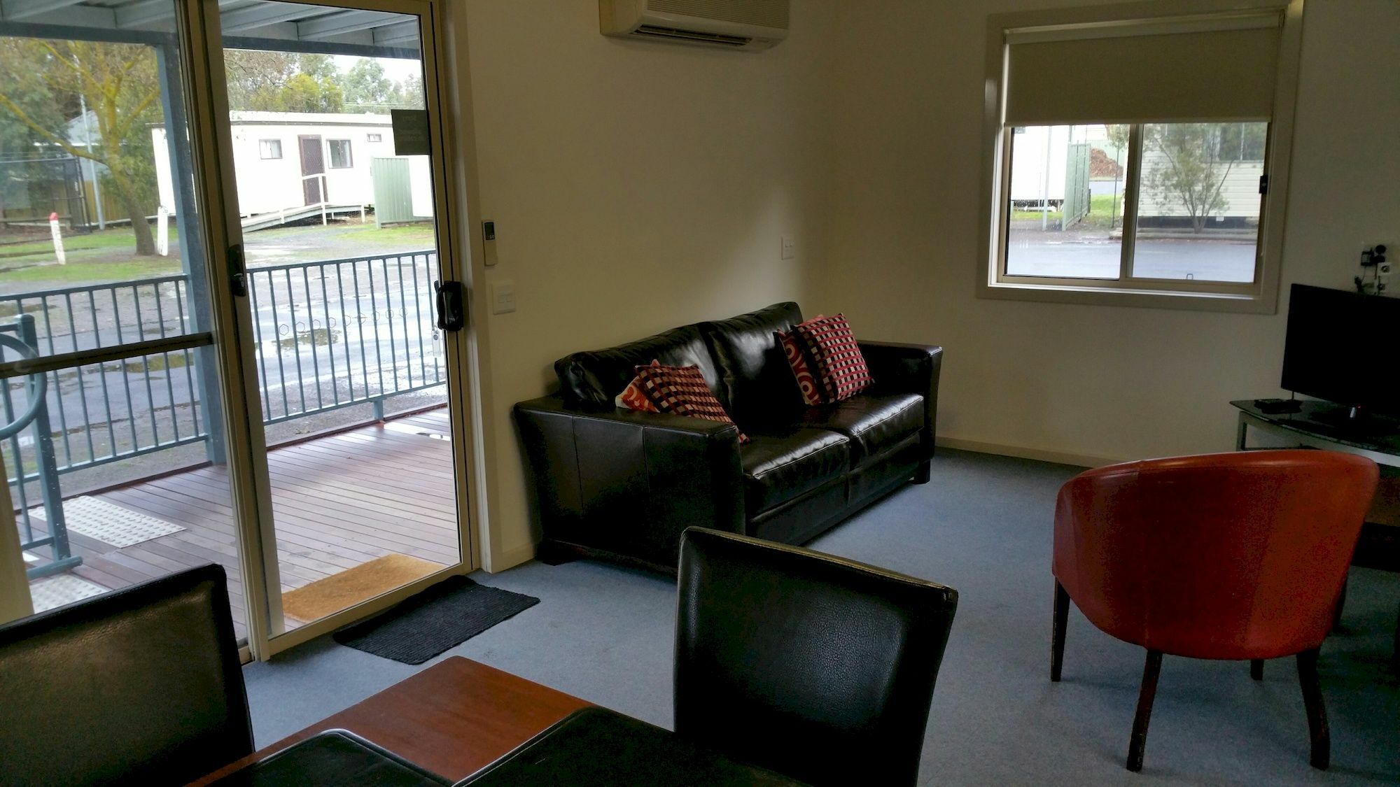 Horsham Riverside Caravan Park Екстериор снимка
