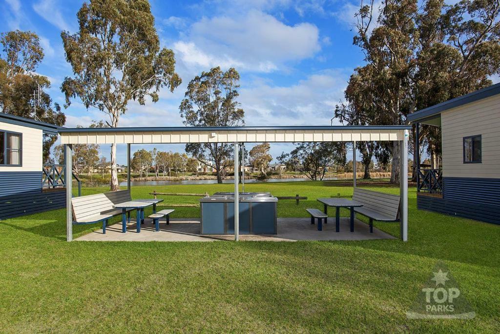 Horsham Riverside Caravan Park Екстериор снимка